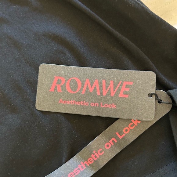 ROMWE / NWT/ Black Tee with Space Graphic/ “Take me Home” - Picture 7 of 12